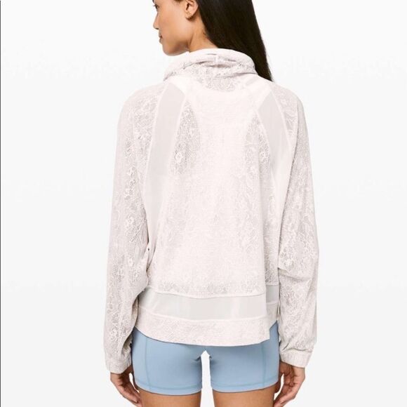 NWOT Lululemon In Depth Jacket *Lace in Light Chrome - Picture 3 of 9